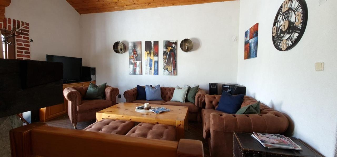 Къща За Гости Каза Роза - Swiss Style Chalet Casa Rosa Guest House Kjustendil Esterno foto