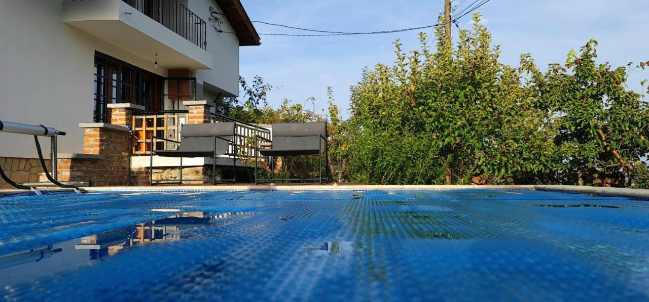 Къща За Гости Каза Роза - Swiss Style Chalet Casa Rosa Guest House Kjustendil Esterno foto