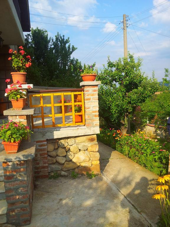 Къща За Гости Каза Роза - Swiss Style Chalet Casa Rosa Guest House Kjustendil Camera foto